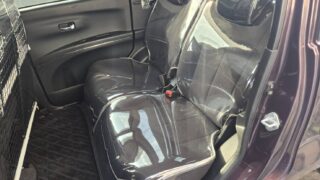 福祉車両(送迎車)シートのビニール張り施工事例